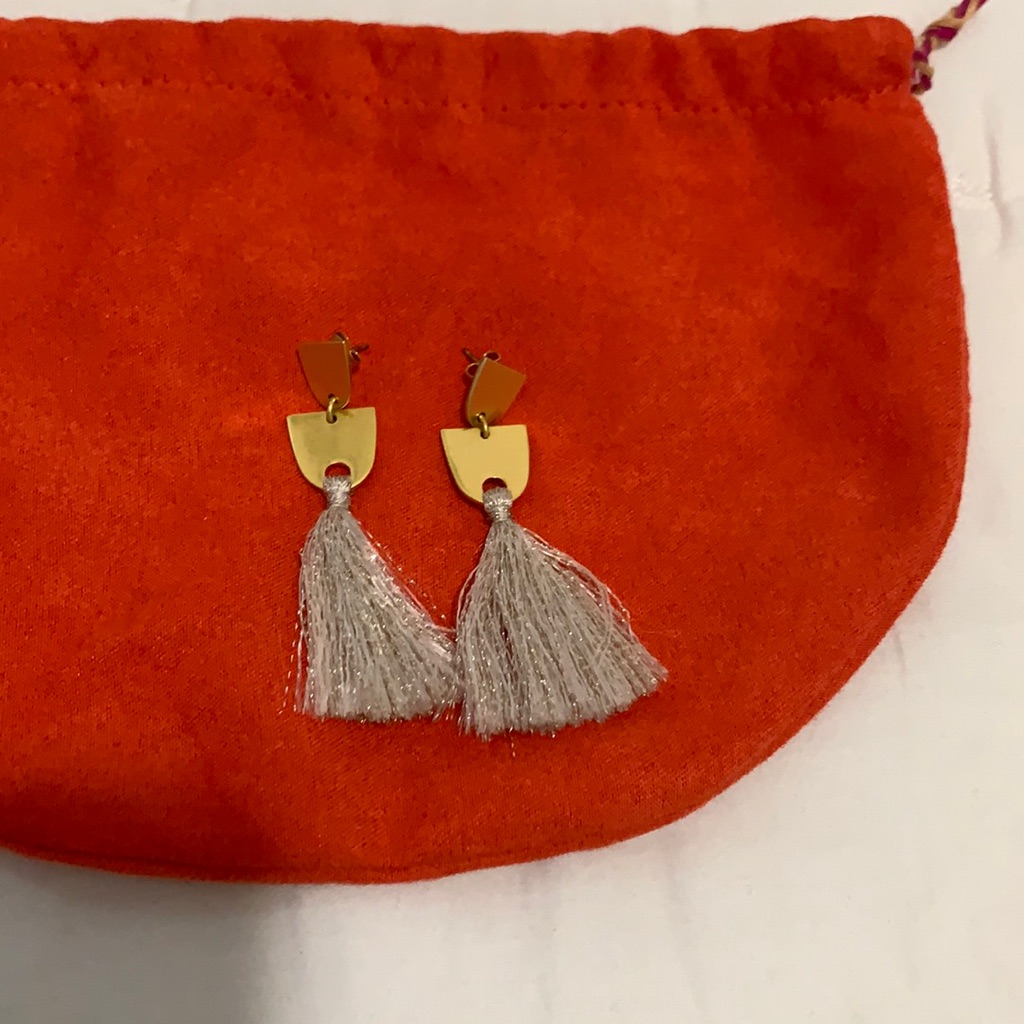 Madewell Gold Tassel Earrings 40$